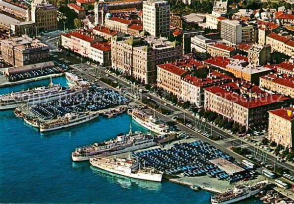 Rijeka Fiume Fliegeraufnahme mit Hafen