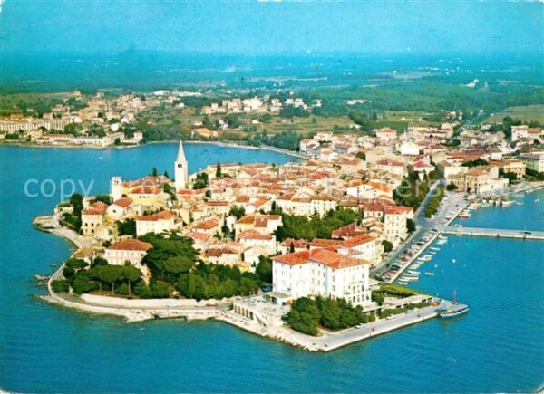 Porec Fliegeraufnahme mit Hafen