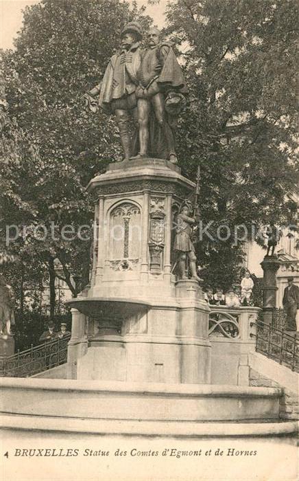Bruxelles Bruessel Statue des Comtes d_Egmont et de Hornes