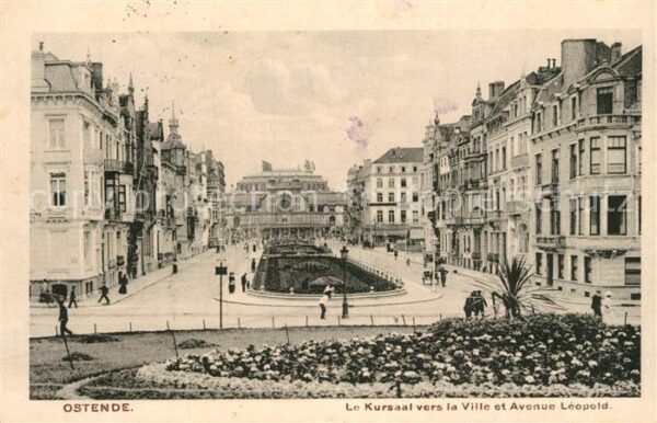 Ostende Oostende Le Kursaal vers la Ville et Avenue Léop