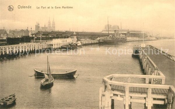 Ostende Oostende Le Port et la Gare Maritime Bateaux