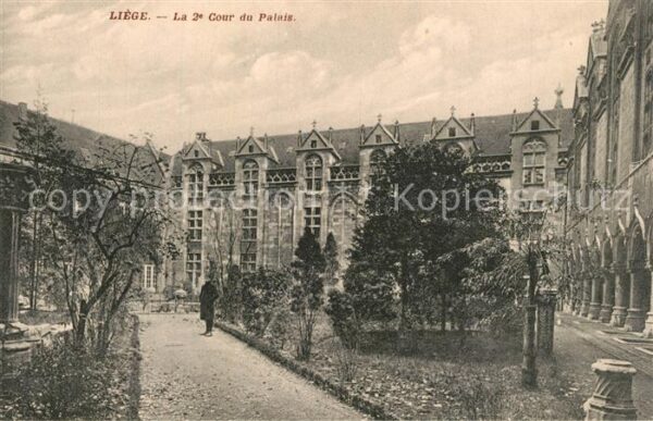 Liege Luettich La 2e Cour du Palais