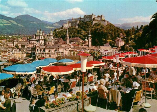 Salzburg Oesterreich Terrasse Cafe Winkler mit Festung