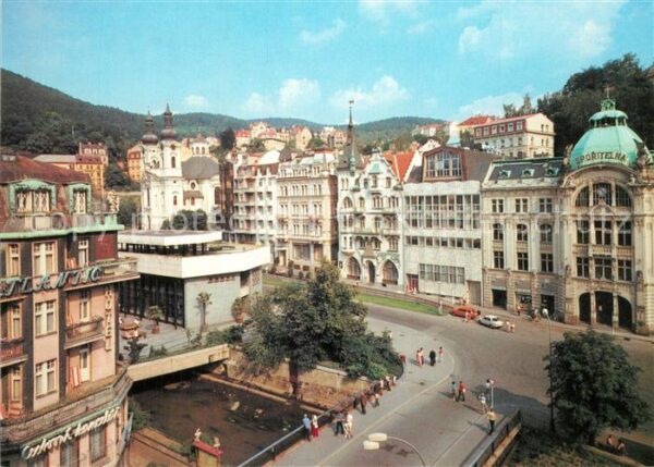 Karlovy Vary Stadtzentrum Gagarin Sprudelkolonnade