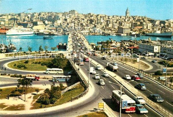 Istanbul Constantinopel Unkspani ve Atatürk Koprüsü