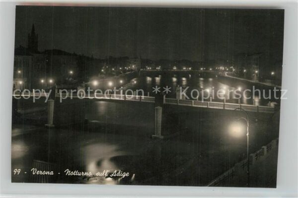 Verona Veneto Notturno sull Adige