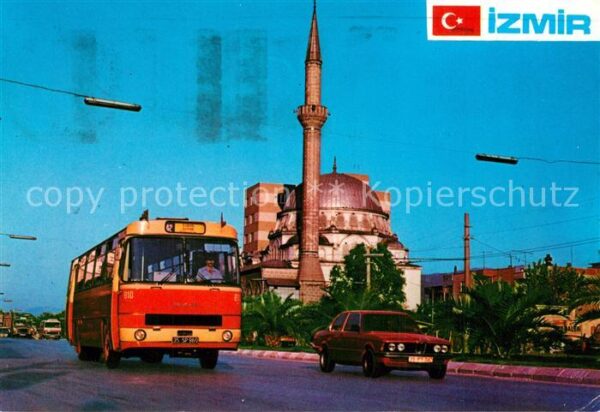 Izmir Strassenpartie mit Moschee