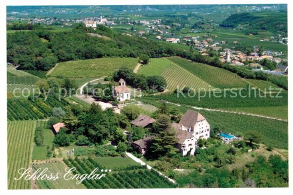 St Michael-Eppan Schloss Englar Fliegeraufnahme