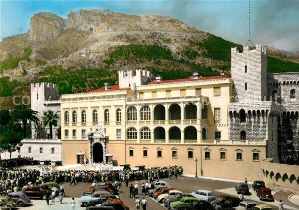Monaco Palais du Prince et releve de la Garde