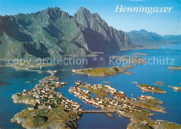 Henningsvaer Lofoten med Vagakallen Fliegeraufnahme