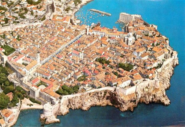 Dubrovnik Ragusa Altstadt Festung Hafen Fliegeraufnahme
