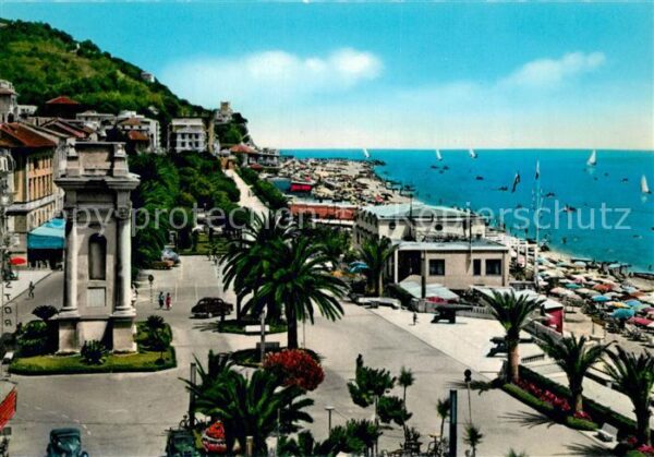 Finale Ligure Strandpromenade
