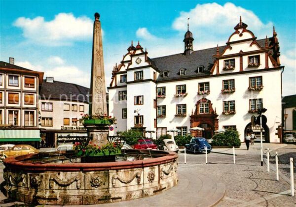Darmstadt Marktplatz Brunnen Rathaus Tor zu Odenw