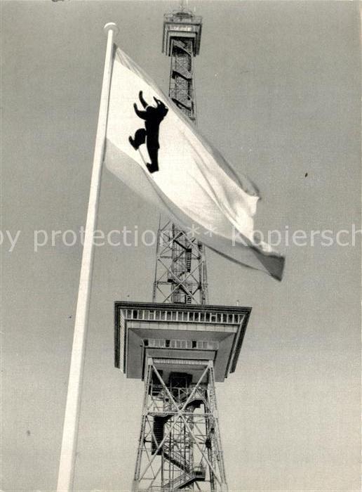 Berlin Funkturm Fahne Berliner Löwe