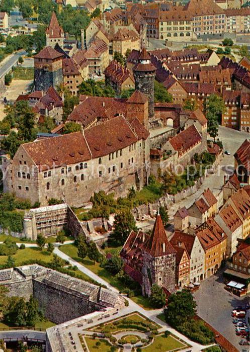 Nuernberg Blicka uf die Burg Fliegeraufnahme