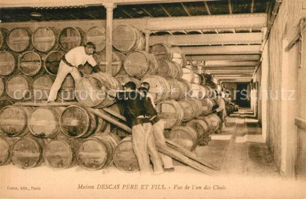 Wein Maison Descas Pere et Fils Chais