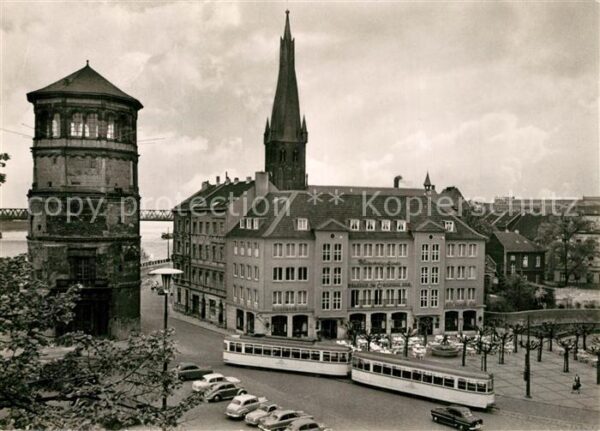 Strassenbahn D?sseldorf Schlossturm