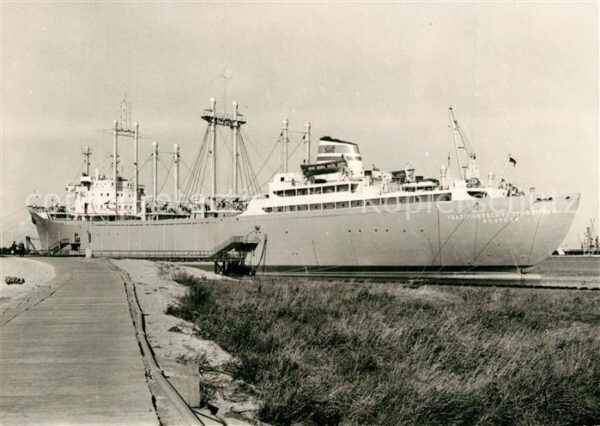 Schiffe Ships Navires Rostock-Schmarl Traditionsschiff Typ Fr