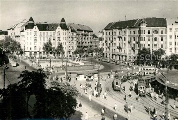 Strassenbahn Budapest Zsigmond Moricz Platz