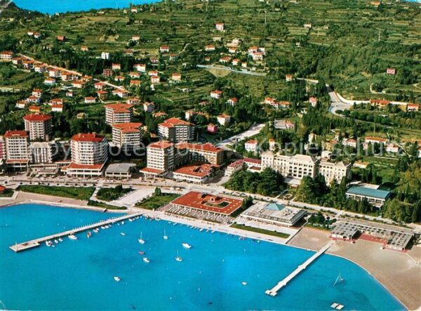 Portoroz Hotels Ferienanlagen Strand Fliegeraufn