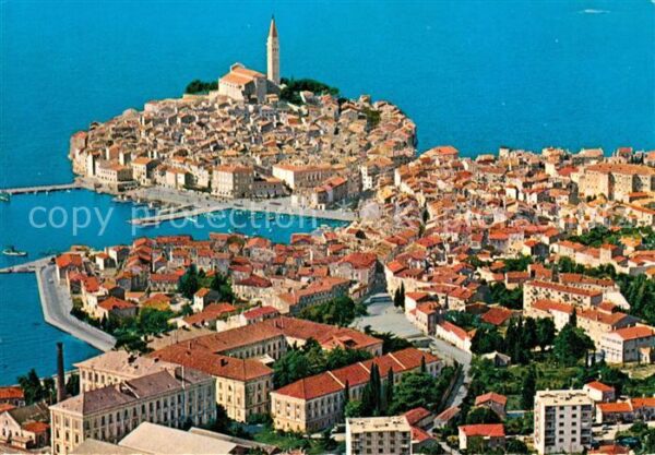 Rovinj Rovigno Istrien Altstadt Hafen Fliegeraufnahme