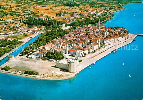 Trogir Trau Altstadt Burg Fliegeraufnahme