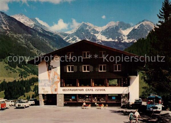Mittelberg Kleinwalsertal Restaurant Alte Krone mit Schafalpköpfe