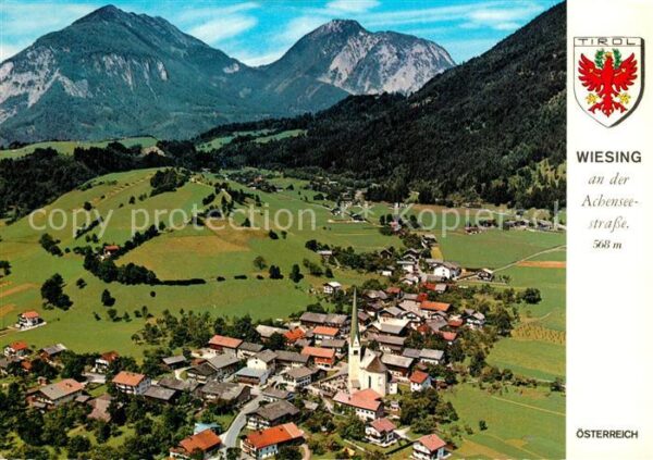 Wiesing Tirol an Achenseestrasse mit Stanserjoch Bäre