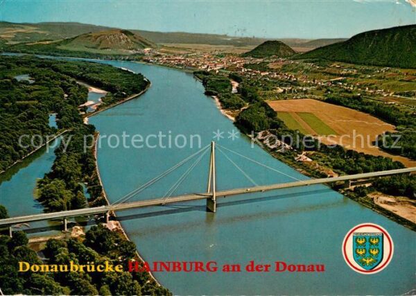Hainburg Donau Donaubrücke Grenzstadt am Donauufer Fli