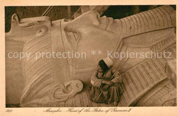 Memphis Aegypten Head of the Statue of Ramses II