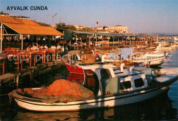 Ayvalik Cunda Adasinda Bir Görünüs