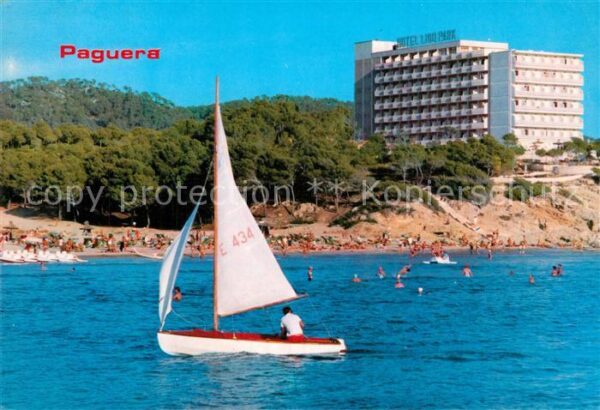 Paguera Mallorca Islas Baleares Strand Hotel Segelboot