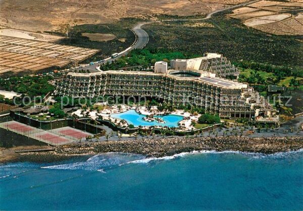 Lanzarote Kanarische Inseln Fliegeraufnahme Hotel Las Salinas