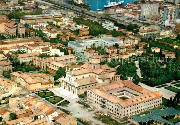 Ravenna Italia Fliegeraufnahme Basilica di S. Maria in