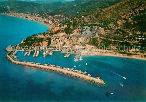 ALASSIO Savona Liguria IT Riviera dei Fiori Fliegeraufnahme Hafen