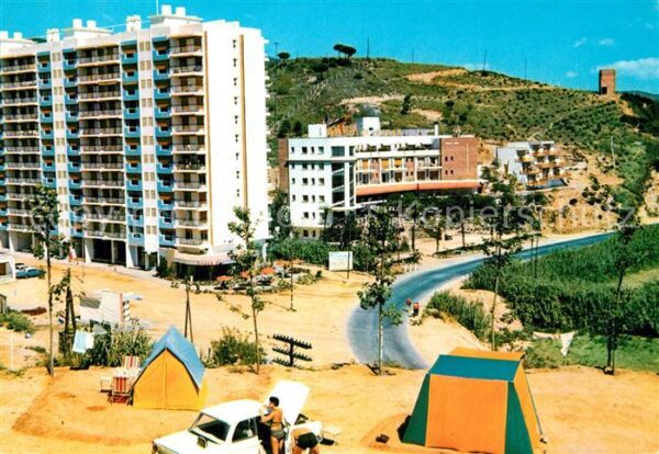 Calella Camping y Construcciones modernos