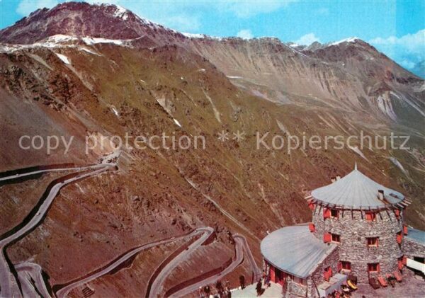 Stilfserjoch Passo dello Stelvio Rifugio Tibet Hütte Passo Stelvio