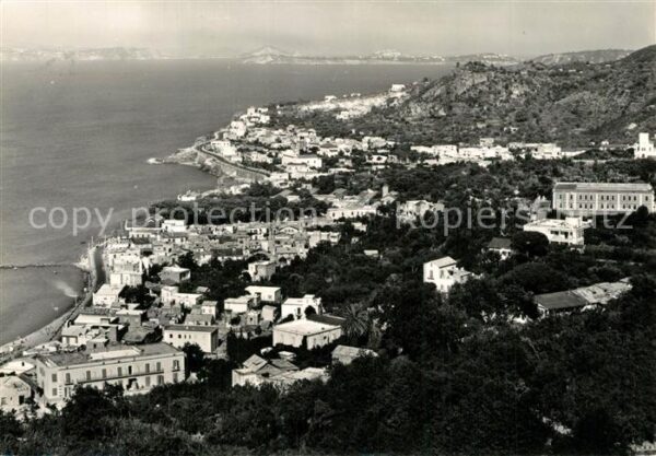 Casamicciola Terme La litoranea vista dalla Sentinella