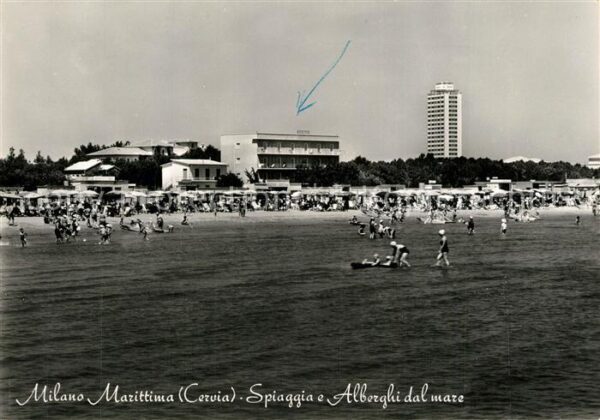 Milano Marittima Spiaggia e Alberghi dal mare