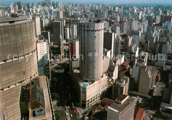 São Paulo Vista aerea com Hilton Hotel