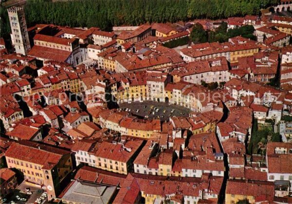 Lucca Anfiteatro Romano Veduta aerea