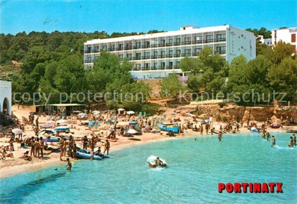 Portinatx Strand