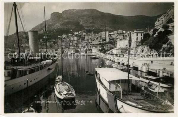 Monaco Port la Condamine Bateaux et la Tête de