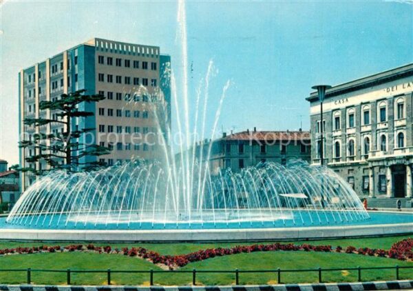 Brescia Fontana Piazzale della Repubblica