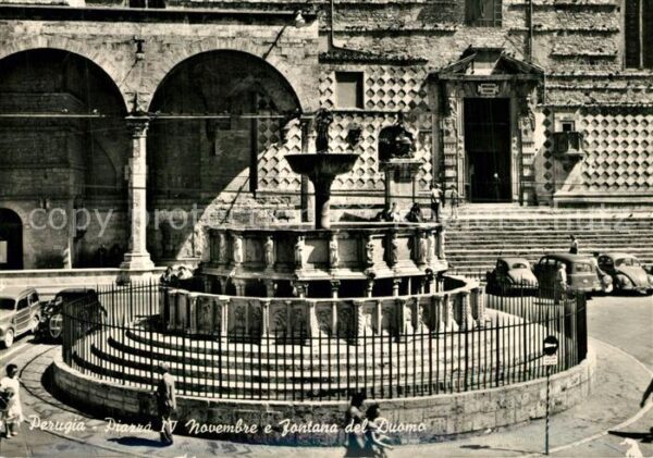 Perugia Piazza IV Novembre e Fontana del Duomo