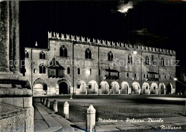 Mantova Palazzo Ducale Notturno