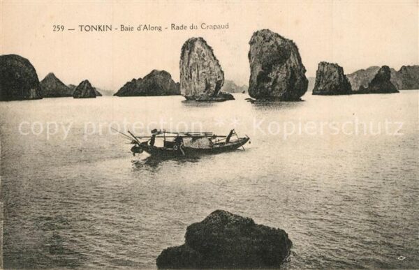 Tonkin Baie d_Along Rade du Crapaud