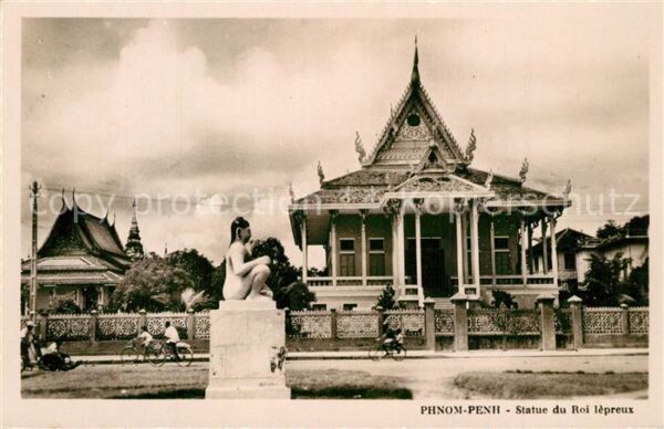 Phnom Penh Statue du Roi Lèpreux Denkmal Tempel