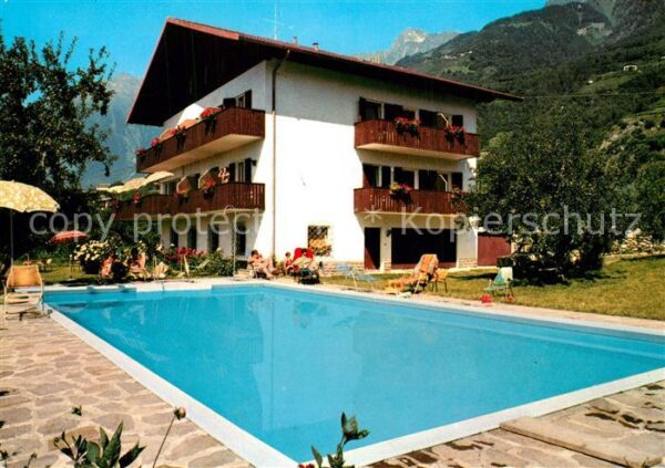 Gratsch Meran Garni Elisabeth Pool