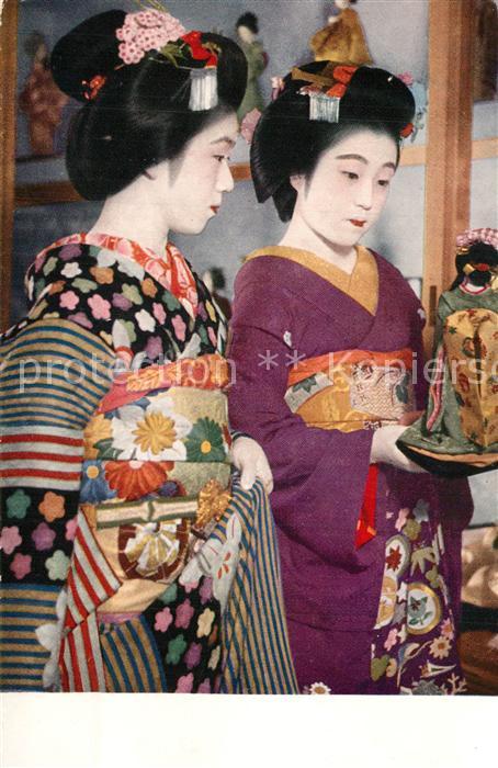 Japan Budding Geisha
